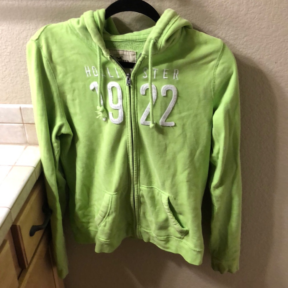 Hollister Hoodie (worm once)